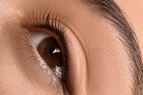 Wimpernlifting Ergebnis mit natürlich geschwungenen Wimpern in München